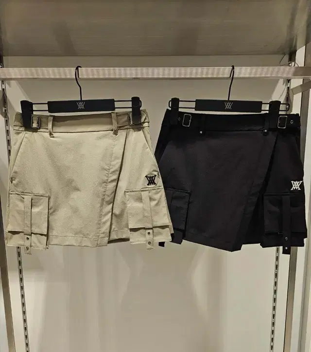 어뉴 캐주얼 여성 스커트 2칼라