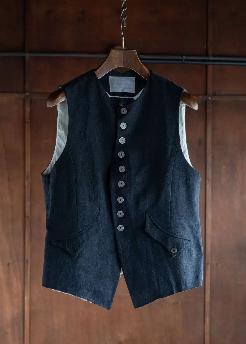 professor.e waist coat
