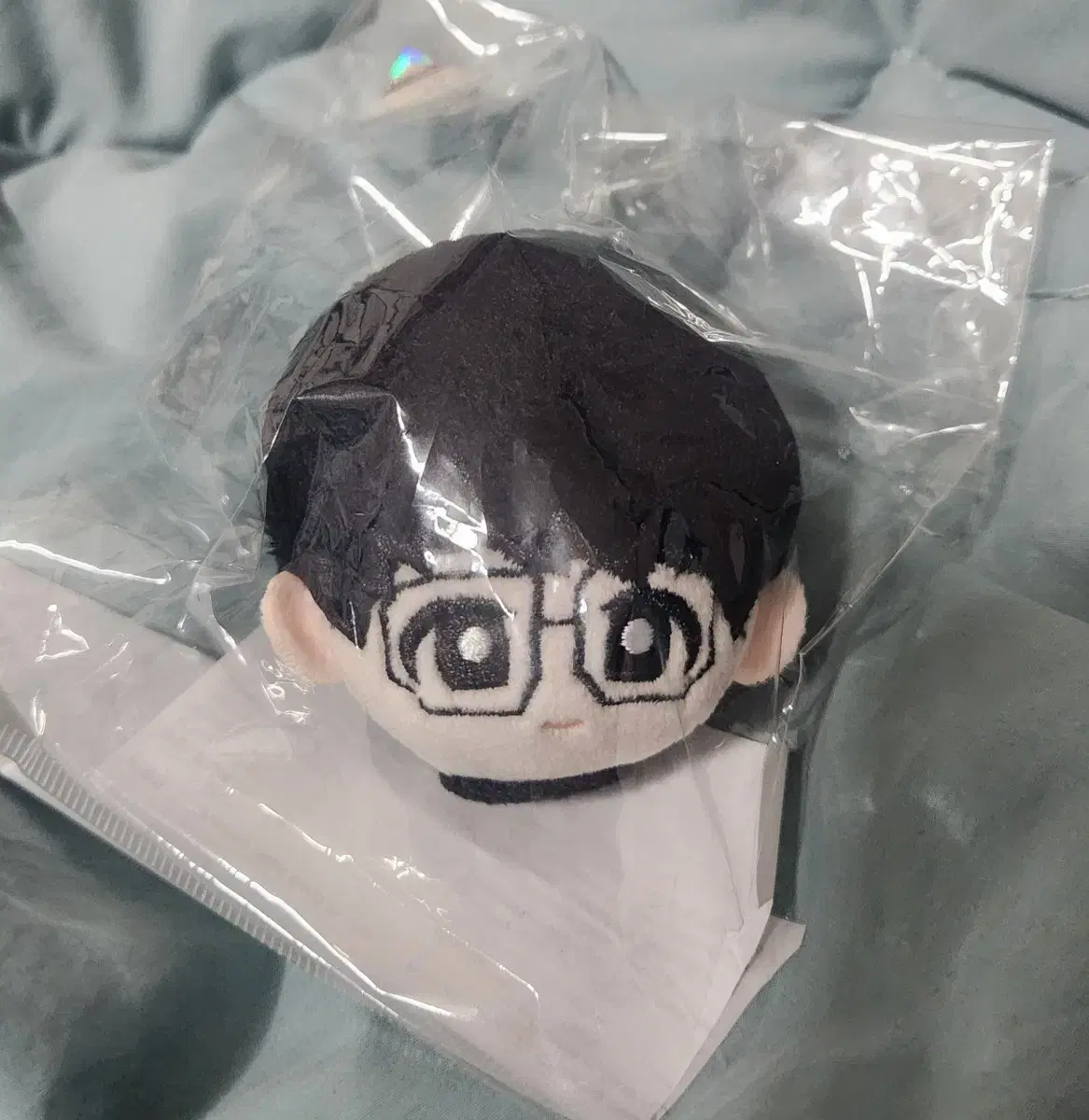 Hanwha Zeus head doll keyring