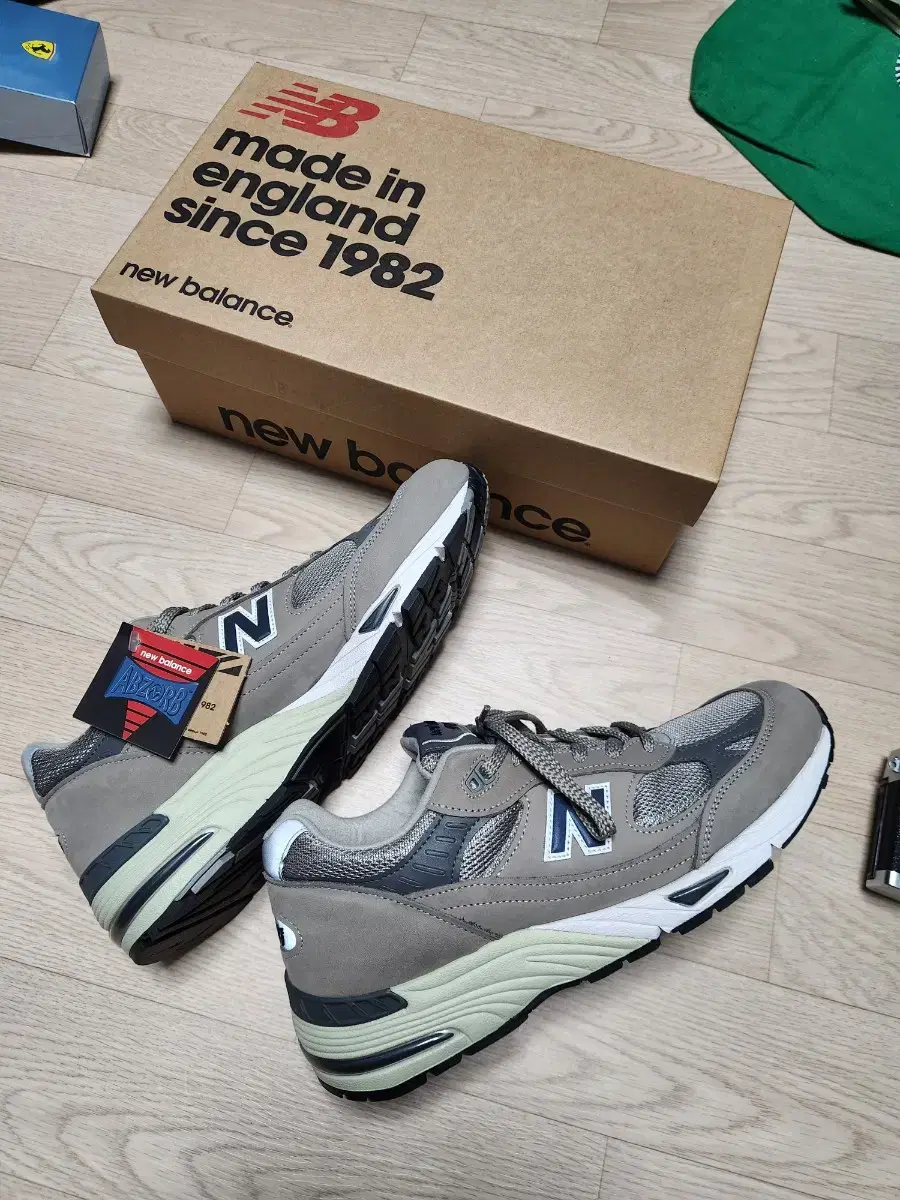 (새상품)뉴발란스 991 20주년 285