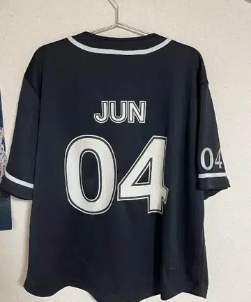 세븐틴 RIGHT HERE 유니폼 준