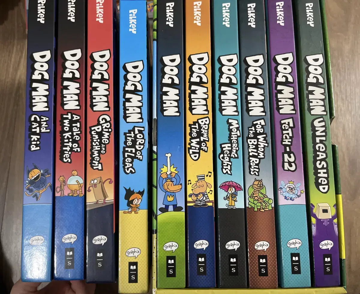 Dog man 도그맨 만화책 1-10권 모두포함 학습지도 있음