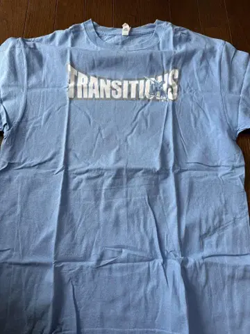 TRANSITIONS 로고 티셔츠 스카이블루