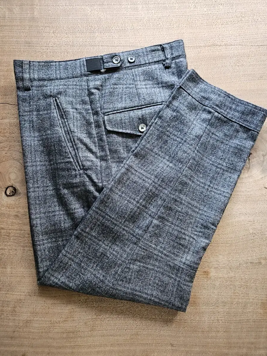 Corneliani Virgin Wool Silk Blend Cabra Pants