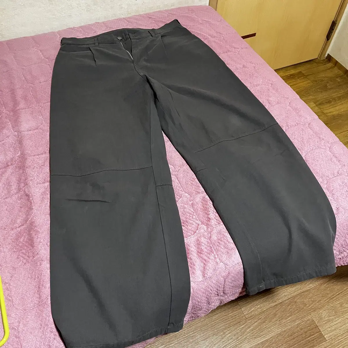 [4] 폴리테루 원턱 고시마 팬츠 / Olive gray