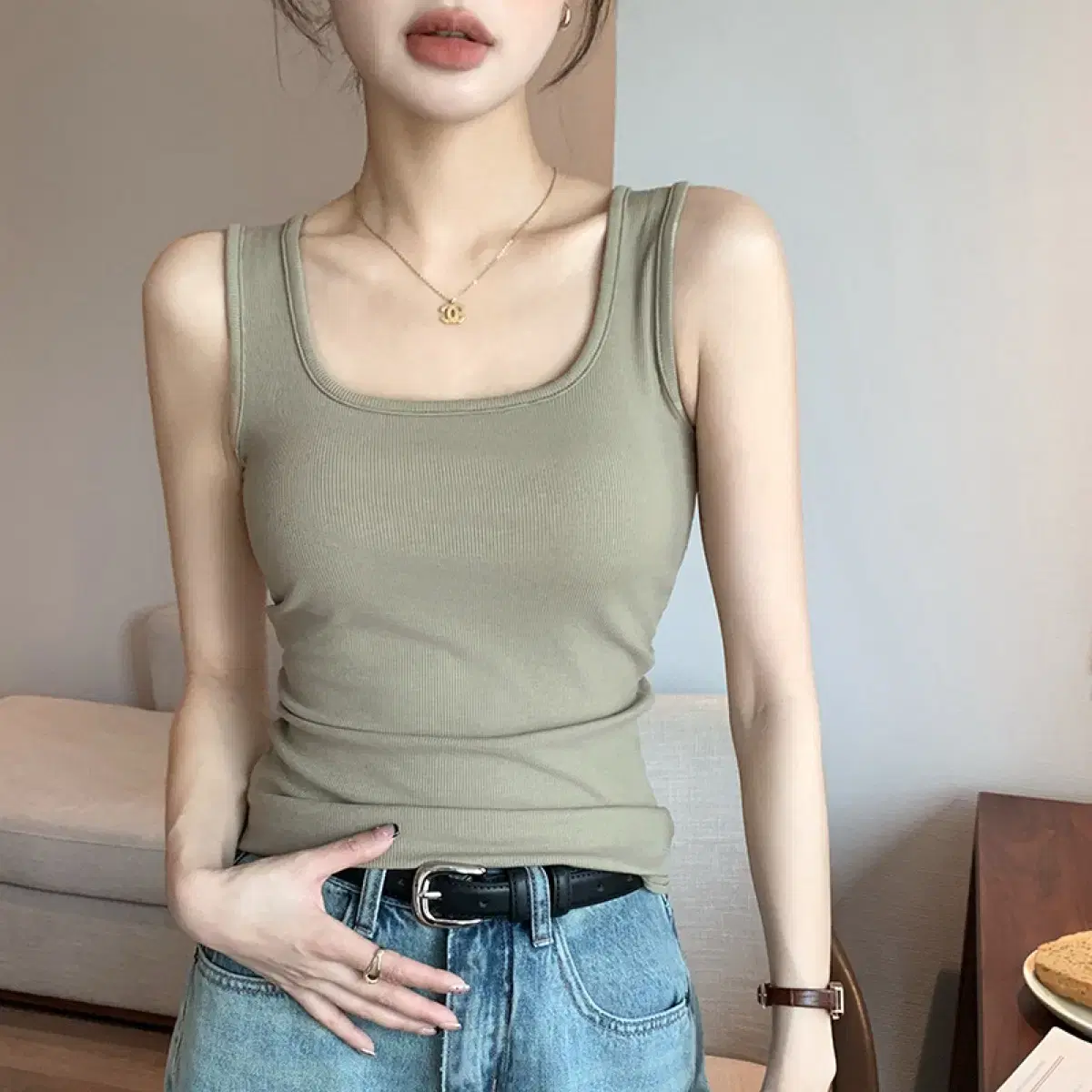 새상품) 스퀘어넥 나시티 민소매 카키베이지 커피색