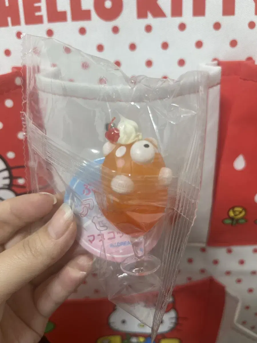일본 가챠 강아지 컵케이크 피규어