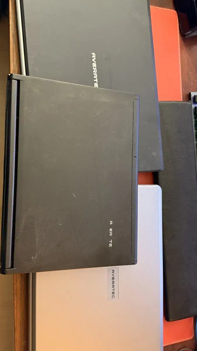 AVERATEC 6800, es201, ts506 노트북3개 5만원