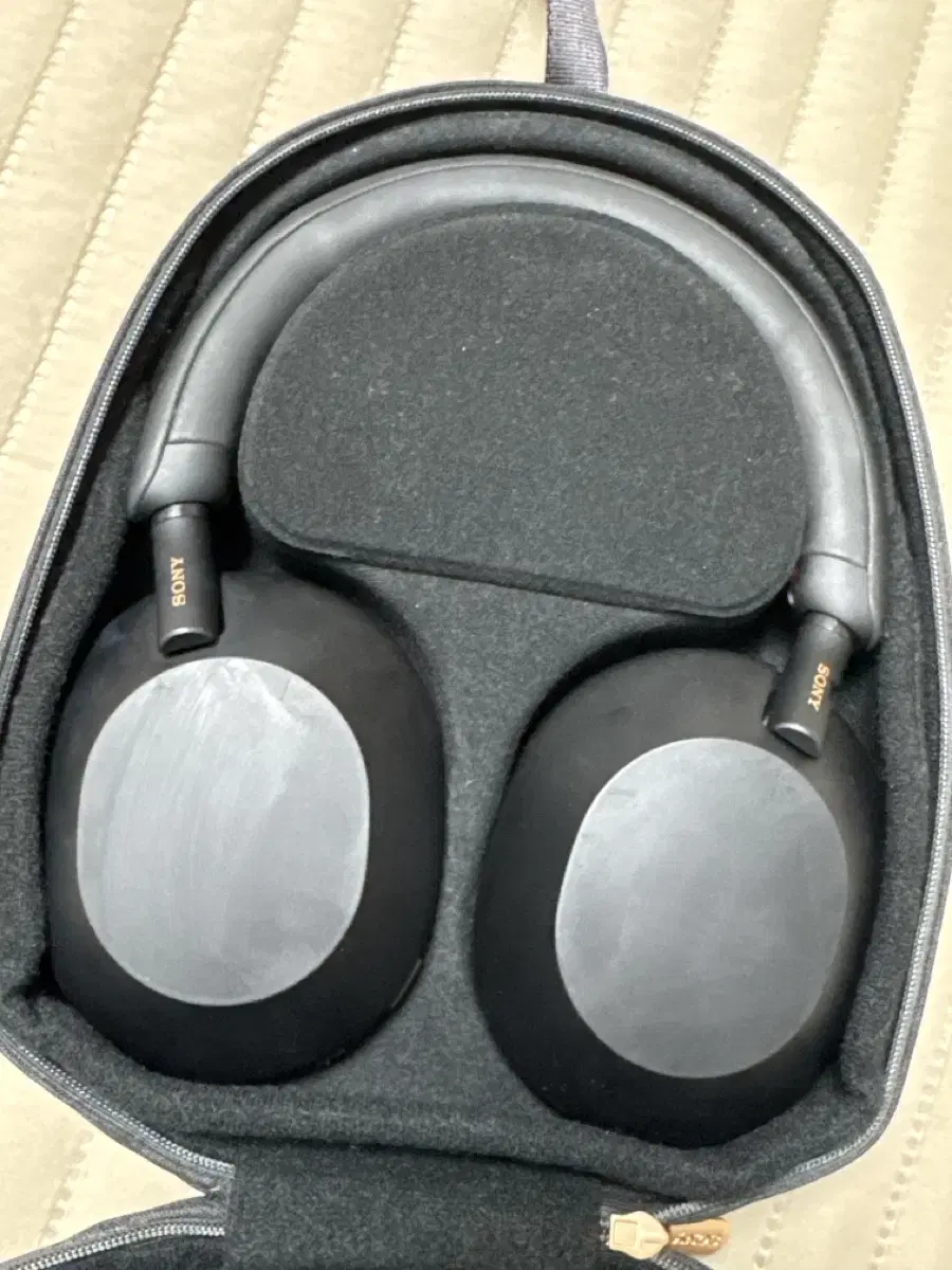 소니 헤드폰 wh-1000xm5