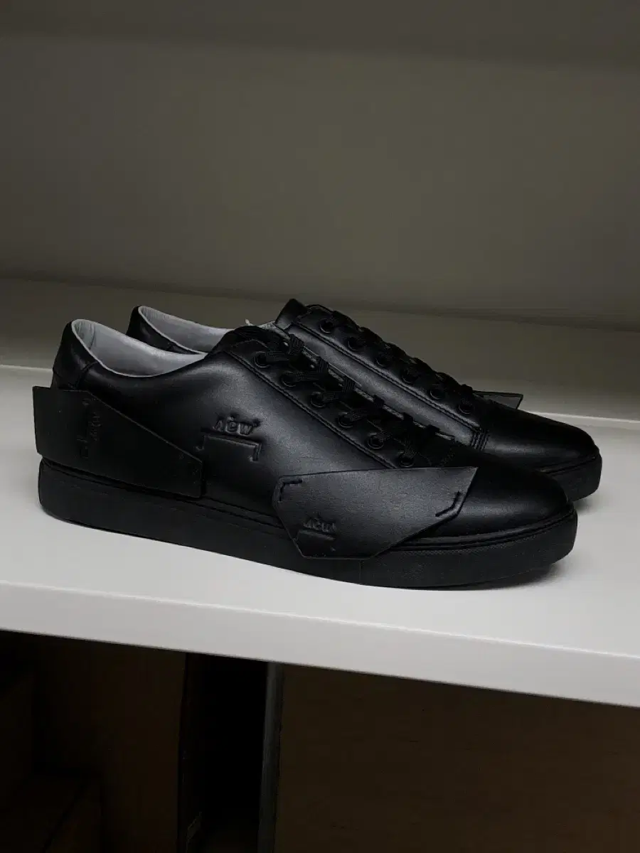New Product UK11 / A Cold Wall Multi-Panel Sneaker with Cold Wall 3M