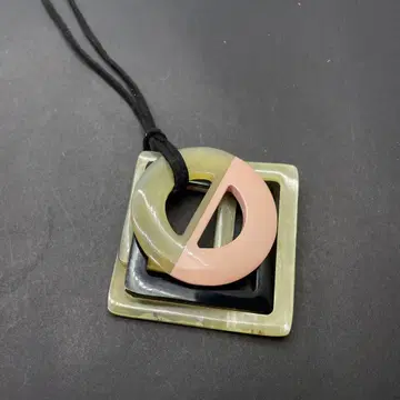 045 가죽 소뿔 펜던트 기하학 디자인 목걸이