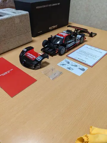 오토 아트 1/18 닛산 R390 GT1