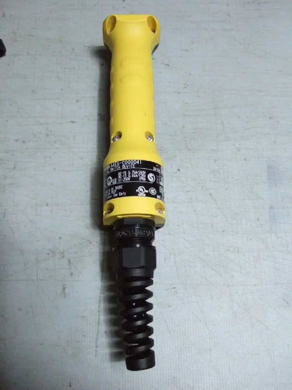 OMRON A4EG-C000041 비상 푸시스위치