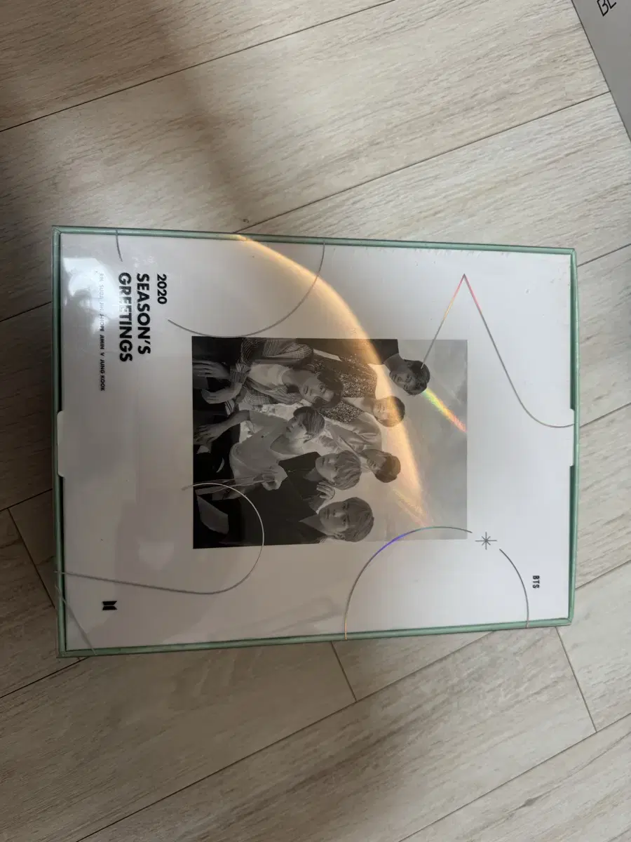 방탄소년단 2020 시즌그리팅(멤버 공식 증명사진 있음)