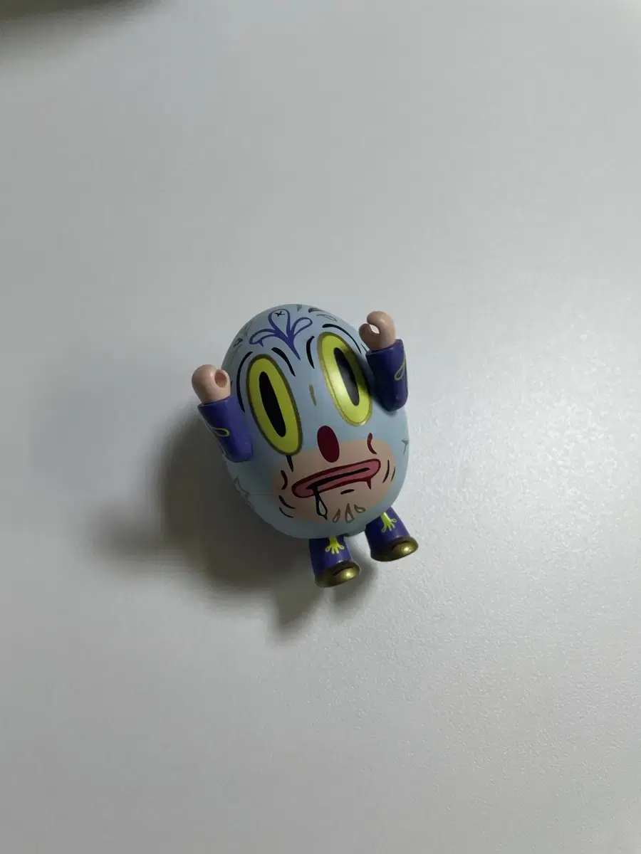 게리 베이스만 에그 피규어 토이