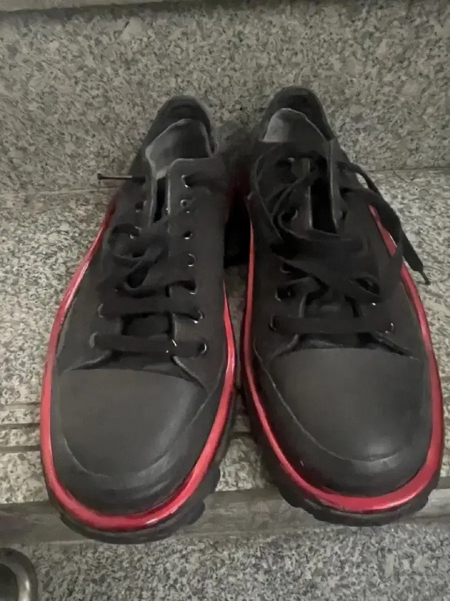 라프시몬스 뉴러너 260 검빨