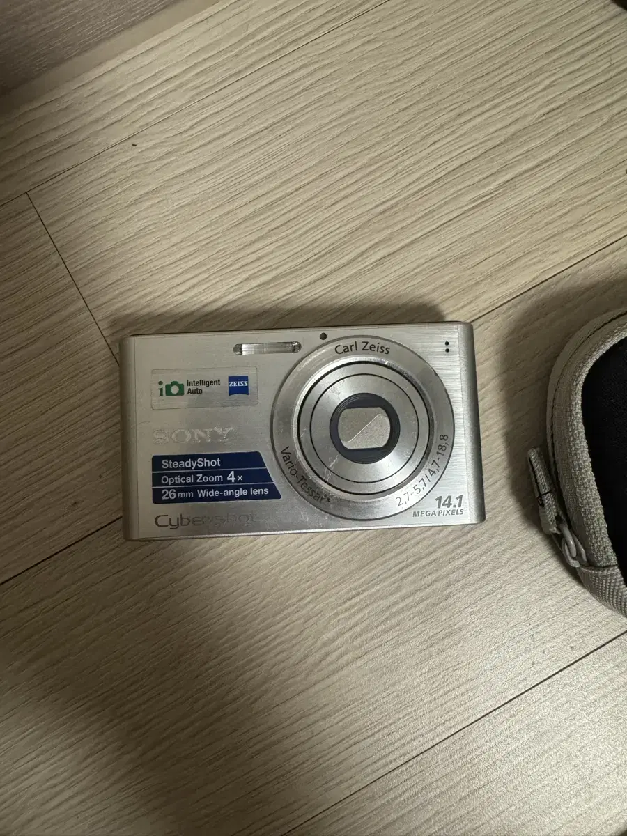 소니 디지털카메라 사이버샷 DSC-W320실버 판매