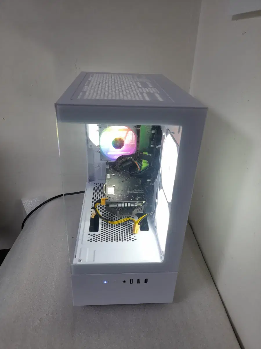 i7-8700k gtx1060 어항케이스