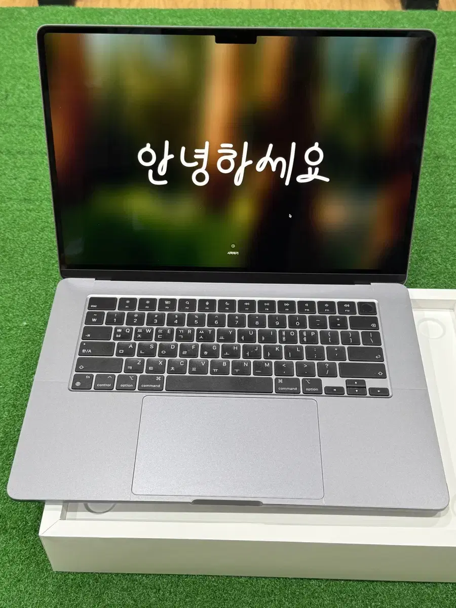 맥북에어 m3 15인치 256GB, 램8GB