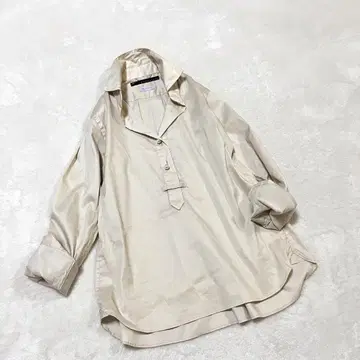 마르티니크 펄 버튼 스키퍼 셔츠 소크타스 베이지