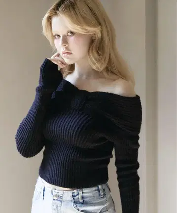 [컨디션 최상] andmary Amanda 오프숄더 탑