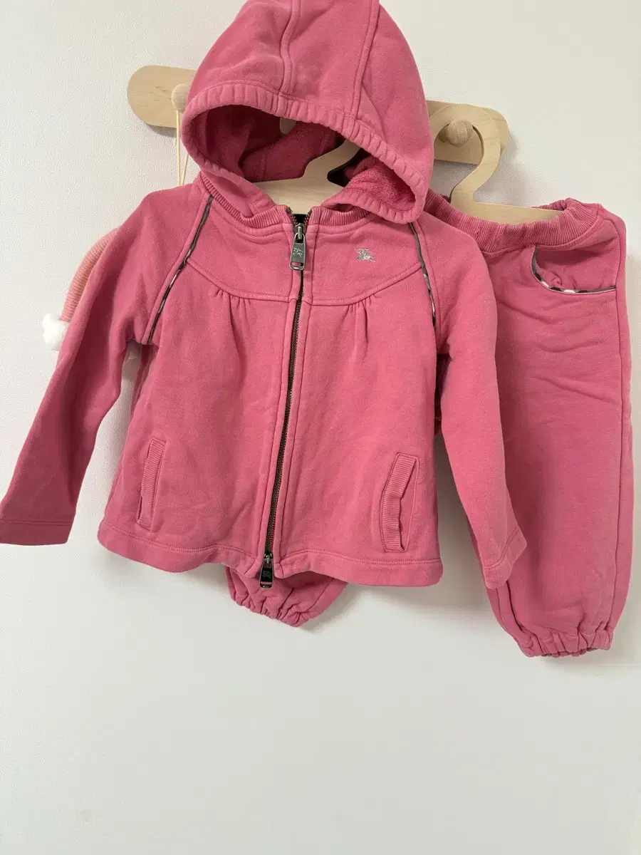 버버리 집업 상하복(3y)