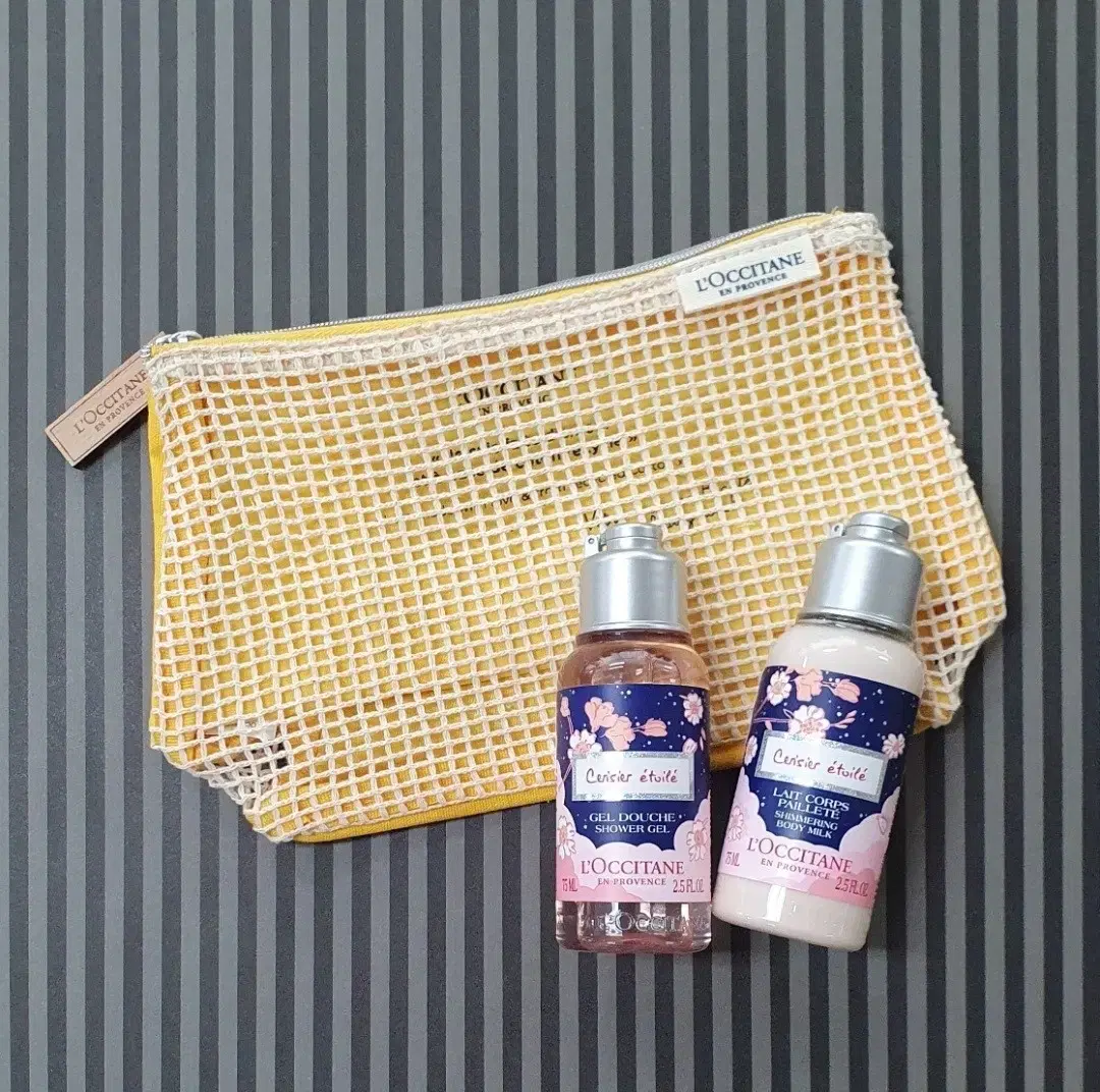 L'Occitane Cotton Pouch (new, unused)