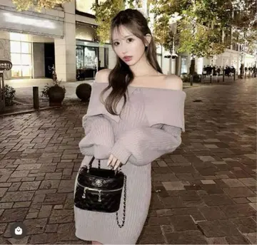 Cheri mi 오프숄더 니트 미니 원피스 아이보리