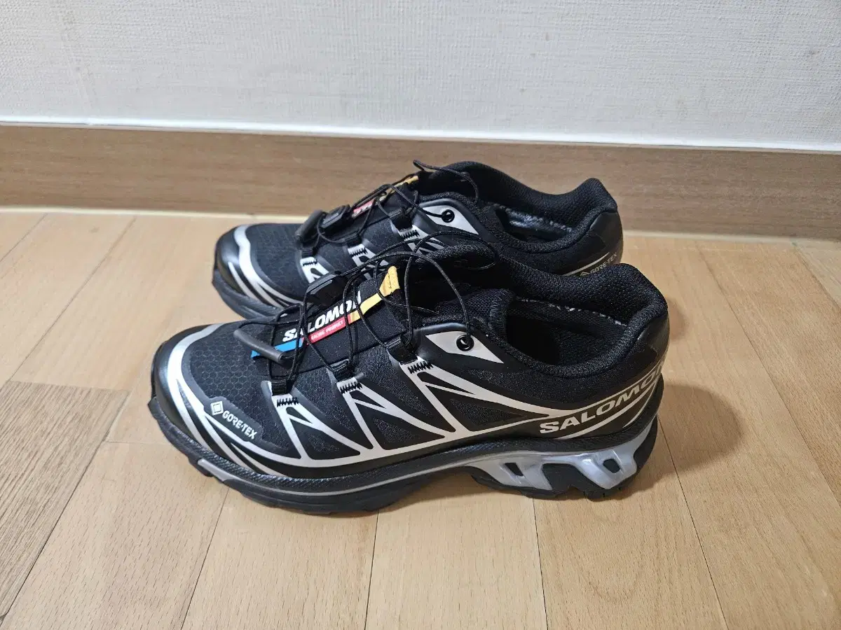 살로몬고어텍스225