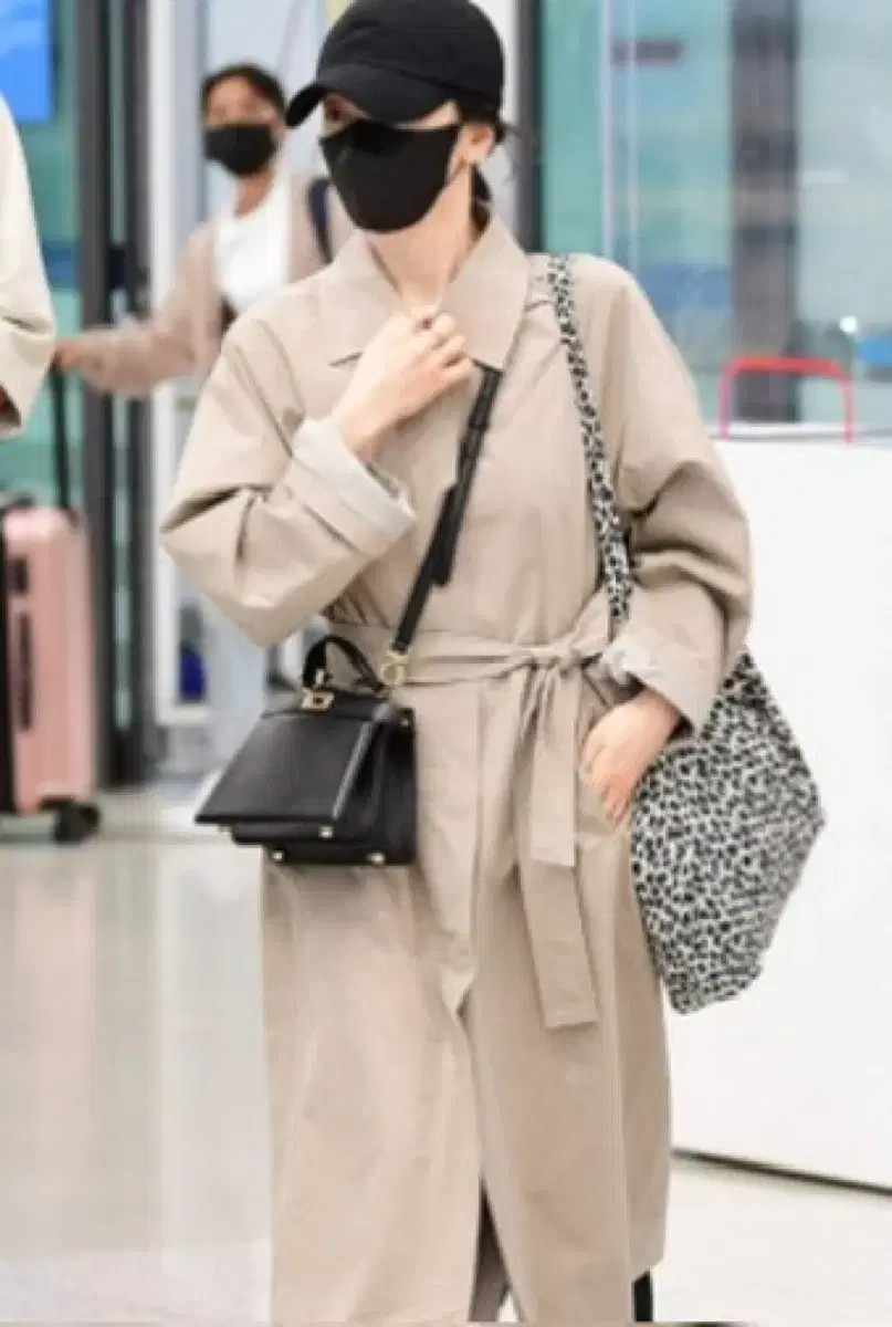 새상품) 이미스 레오파드 화이트 송혜교 에코백