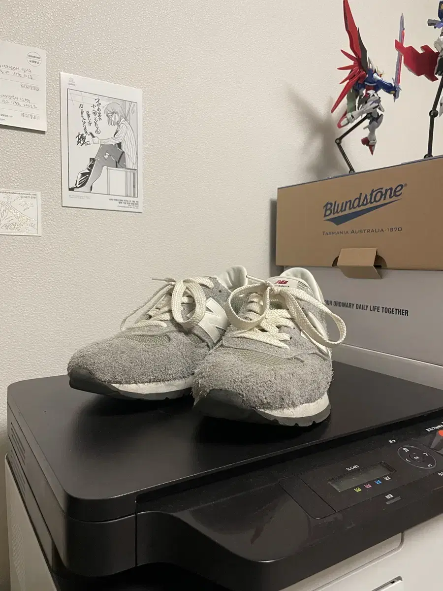 Newbalance 뉴발란스 990 v1 270size