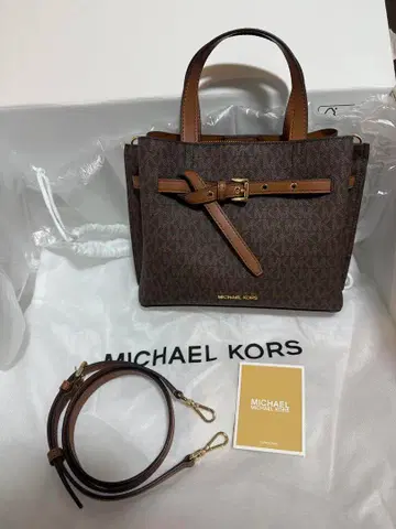 MICHAEL KORS 마이클코어스 EMILIA 사첼 스몰 새상품