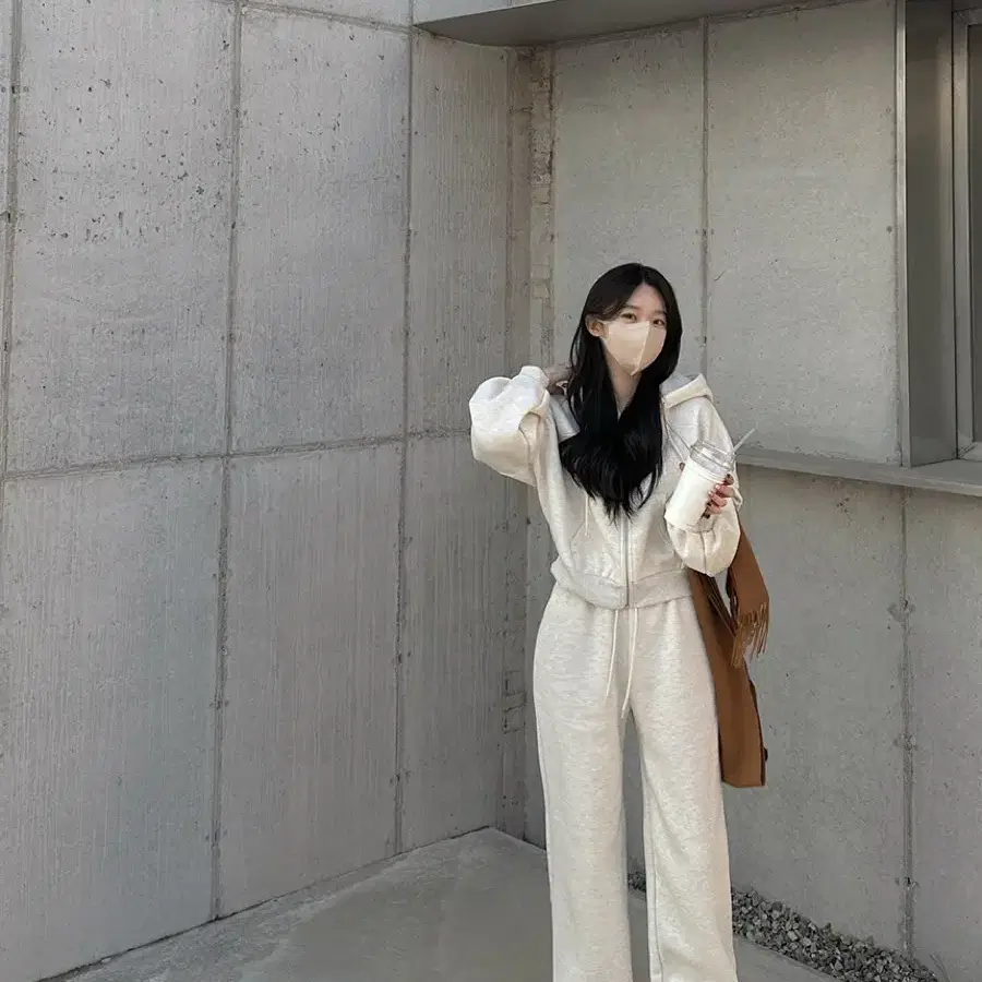 주미엔느 포근 기모 후드 트레이닝 세트