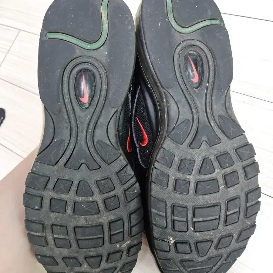 나이키 언디핏 에어맥스97 280