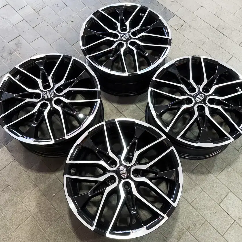 19-inch K5 DL3 black polished genuine wheels #19인치휠,#K5순정휠,#K5중고휠,#K5휠 ...