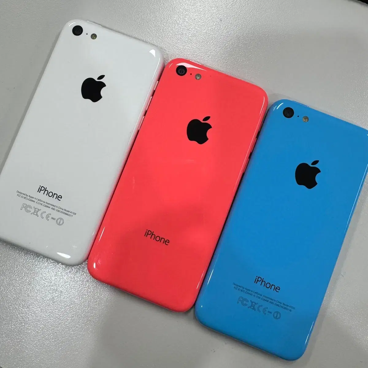 아이폰5C 색상별 28GB 상등급 판매