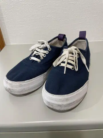 eytys 39 25cm