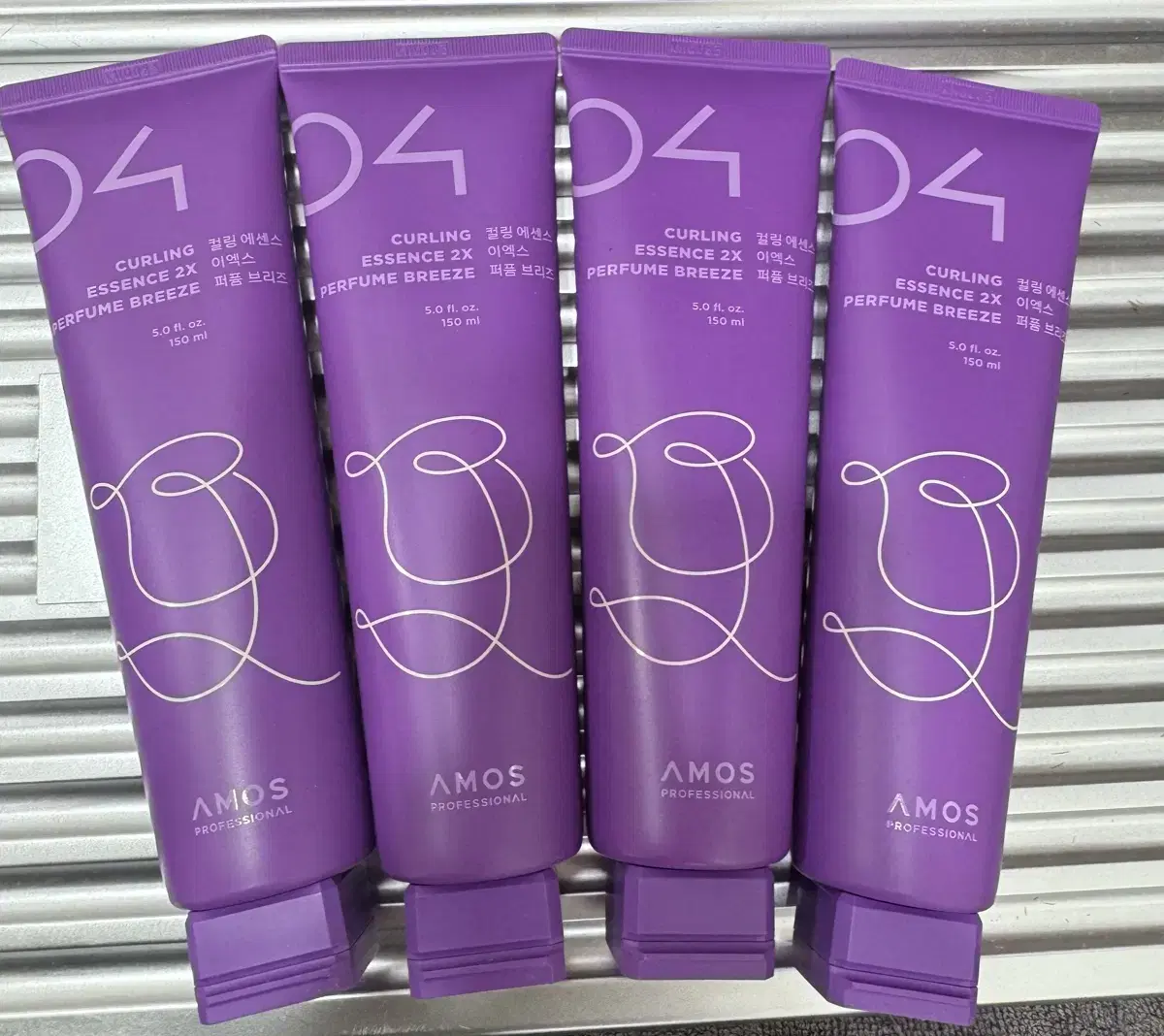 Amos Curl Essence