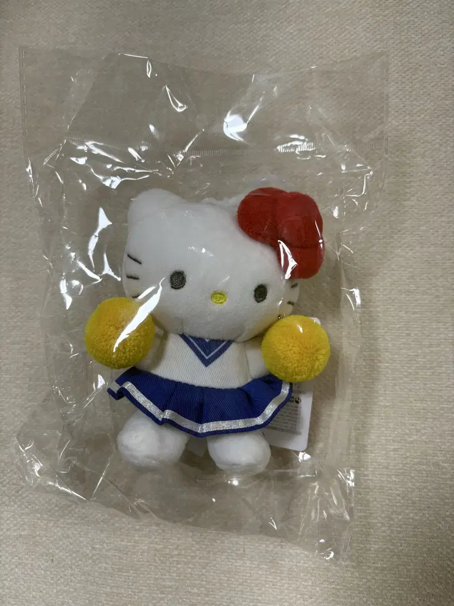 산리오 키티 헬로키티 치어리더 인형 키링 가방고리