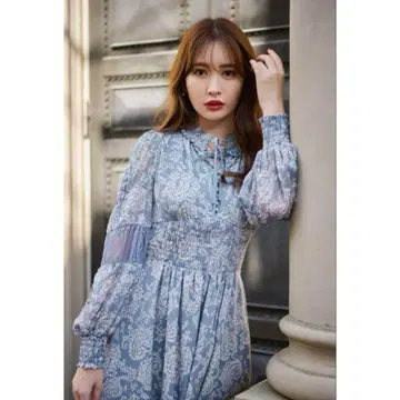 허리프토 겨울 플로럴 롱 슬리브 드레스