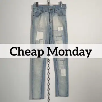 Cheap Monday 패치워크 스터드 데님 스키니 그런지