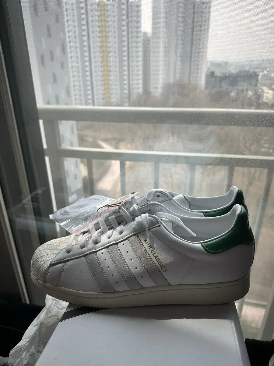 kith 아디다스 슈퍼스타 275