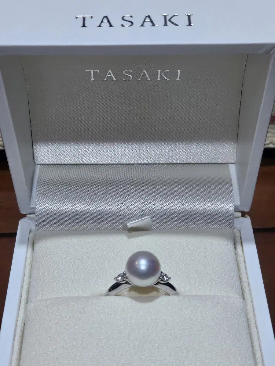 18k Tazaki Pearl Diamond Ring & approx. 8.9 mm