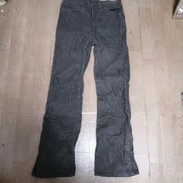 Wrangler USA제 코듀로이 플레어 팬츠