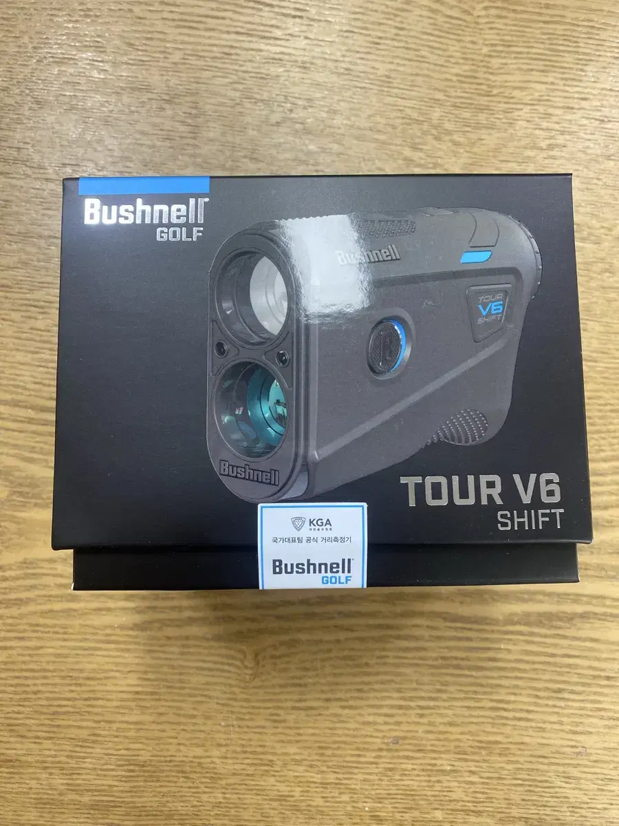 New Product Bushnell TOUR V6 THE BLACK