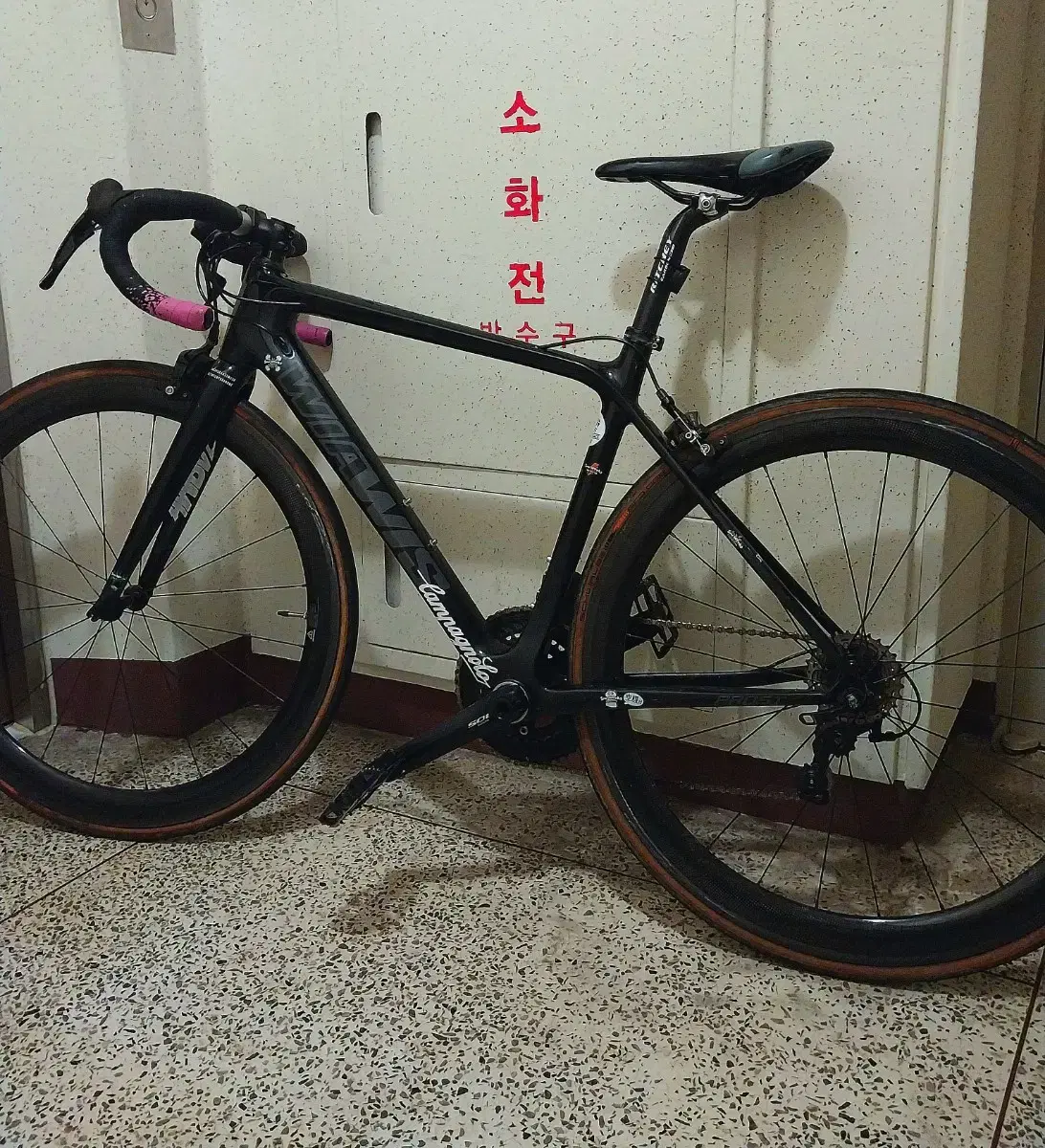 위아위스 프로스트C 카본휠셋