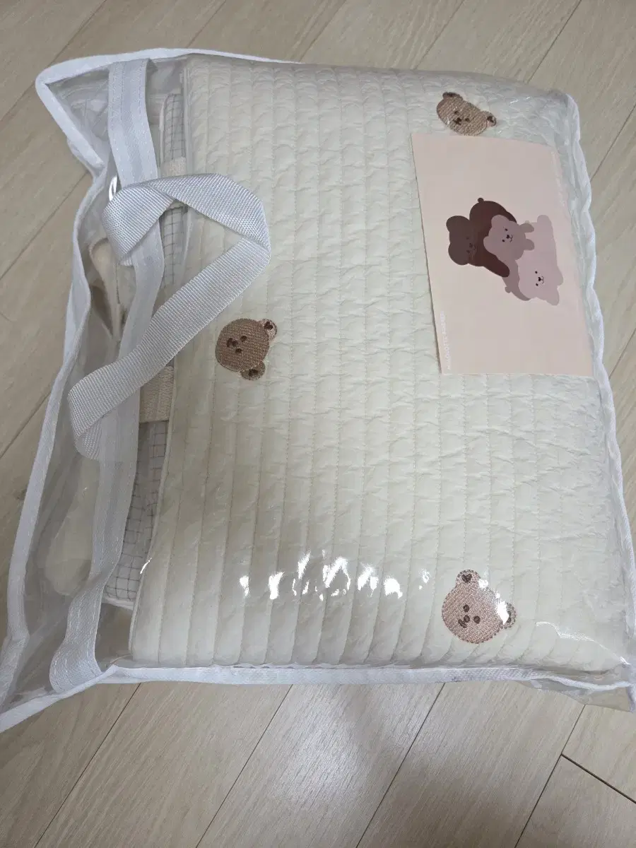 (New Product) Marrolette Embroidery Day Nap Pad for Daycare Center