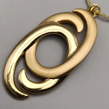 우아한 곡선미 ~ 모던 디자인 골드 목걸이 ~