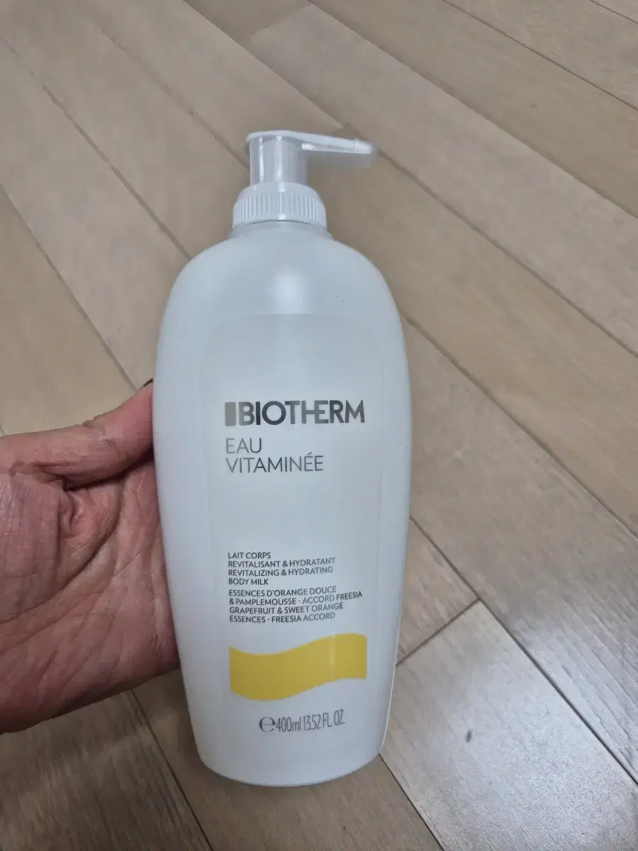 (New Product) Biotherm Aura Vitamine Body Milk 400ml