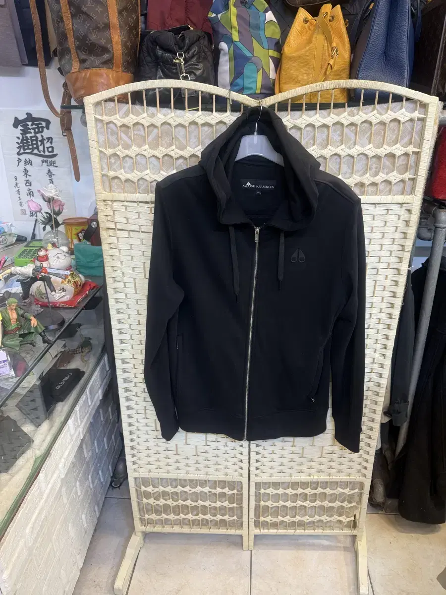 100 정품 무스너클 후드집업 팝니다